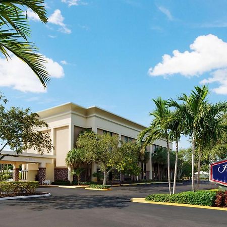 Hampton Inn Ft. Lauderdale-Cypress Creek Φορτ Λόντερντεϊλ Εξωτερικό φωτογραφία