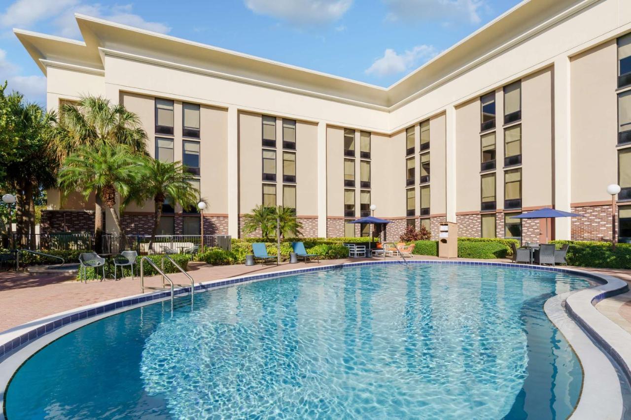 Hampton Inn Ft. Lauderdale-Cypress Creek Φορτ Λόντερντεϊλ Εξωτερικό φωτογραφία