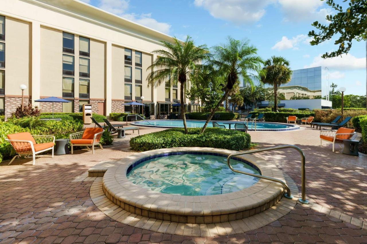 Hampton Inn Ft. Lauderdale-Cypress Creek Φορτ Λόντερντεϊλ Εξωτερικό φωτογραφία